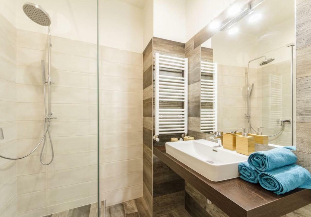 Central Prague Crown Apartments Εξωτερικό φωτογραφία