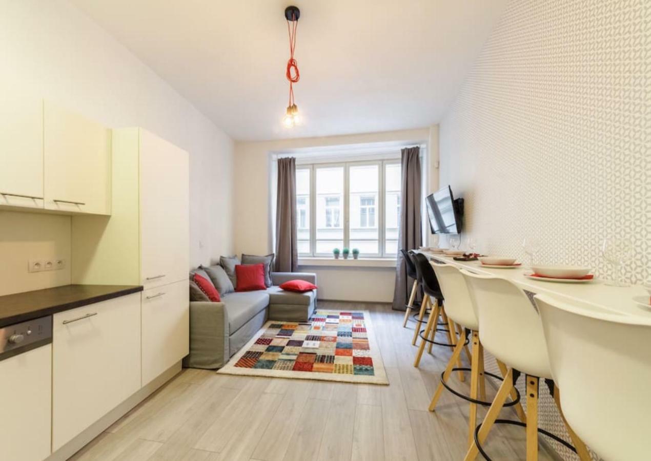 Central Prague Crown Apartments Εξωτερικό φωτογραφία