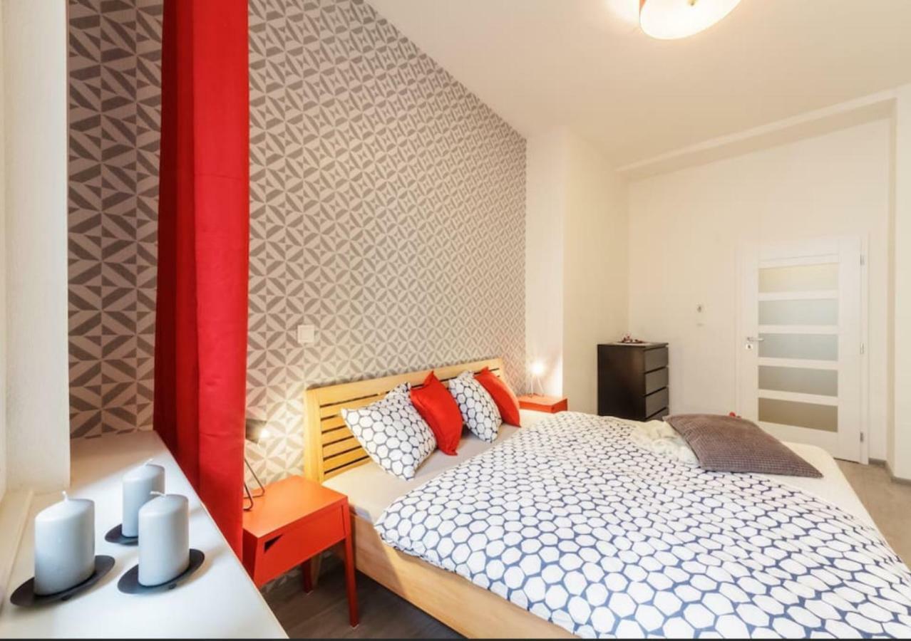 Central Prague Crown Apartments Εξωτερικό φωτογραφία
