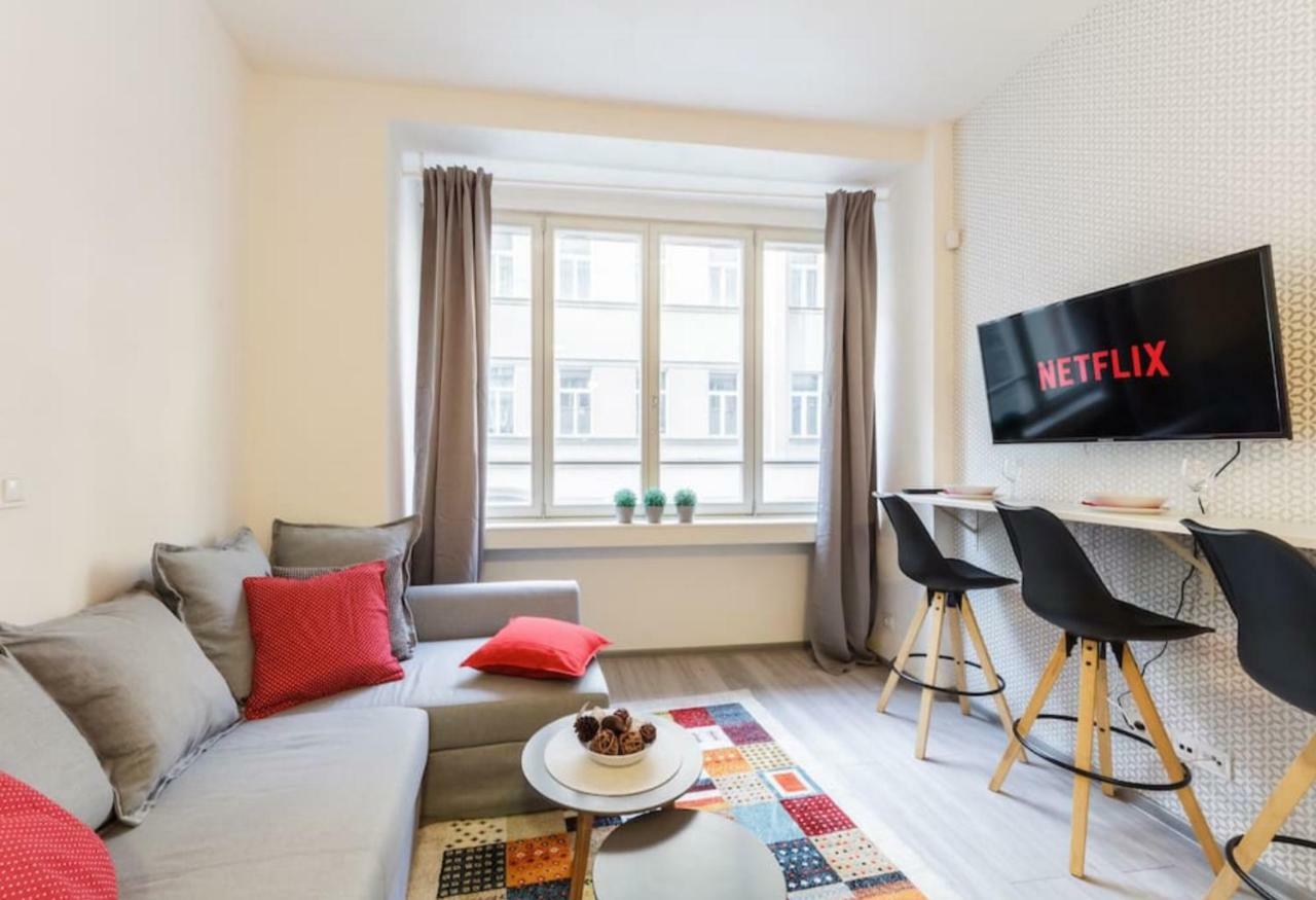Central Prague Crown Apartments Εξωτερικό φωτογραφία
