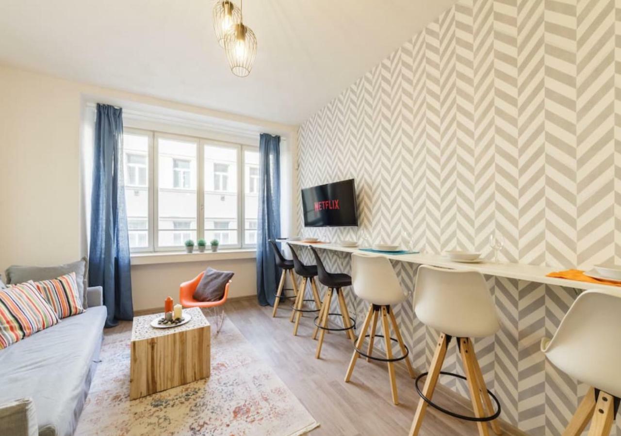 Central Prague Crown Apartments Εξωτερικό φωτογραφία