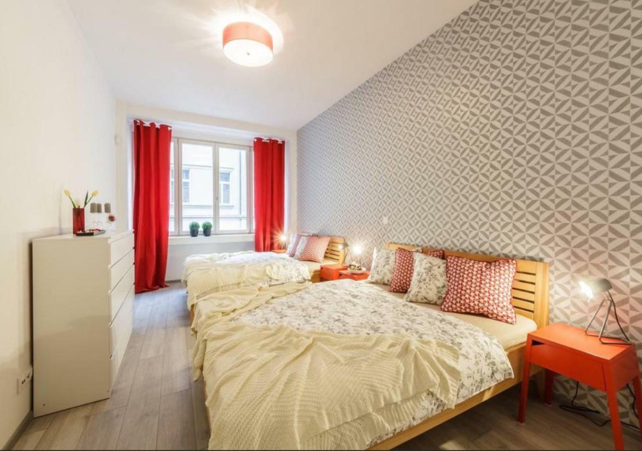 Central Prague Crown Apartments Εξωτερικό φωτογραφία